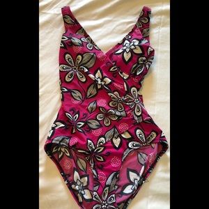 Jantzen One Piece Bathing Suit Size 14